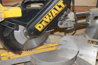 DeWalt Afkortzaag